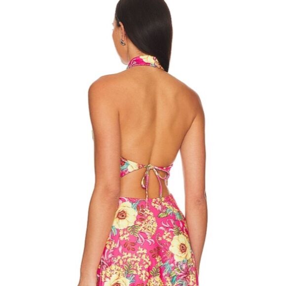 NWT 330.00 X Revolve Darmi Maxi Dress in Foulard Floral
Agua Bendita Medium - Picture 4 of 6